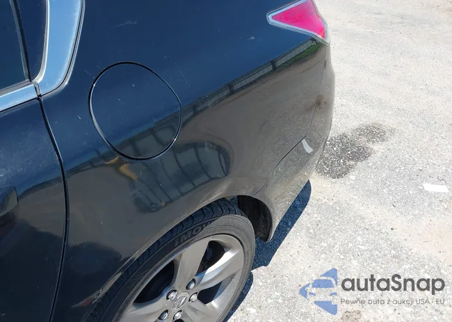 19UUA8F75CA024571: 39413617