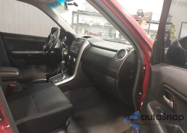 JS3TD941X84102386: 39413657