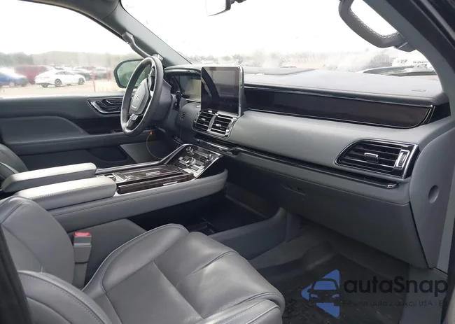 5LMJJ3LT3KEL12949: 39415487