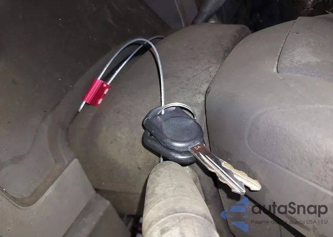 1FTNF1CF3EKF62156: 39420455