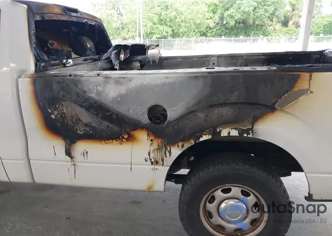 1FTNF1CF3EKF62156: 39420455