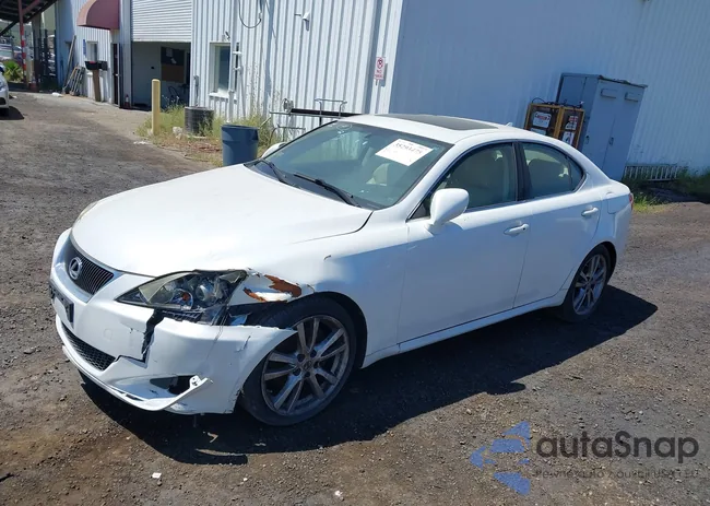 JTHBK262585051725: 39422400