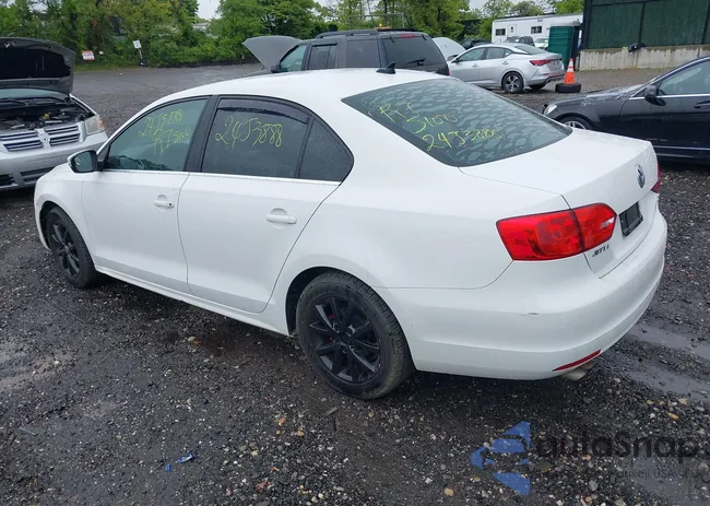 3VWD17AJ4EM367712: 39434171