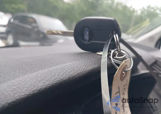 1FTYE1CM5HKB43616: 39435100