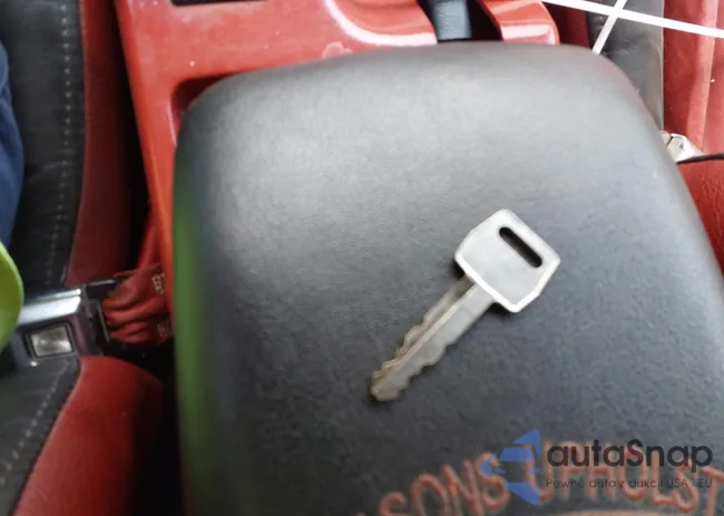 1FABP45E5KF126327: 39444004