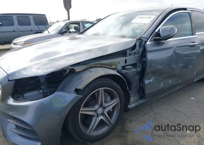 WDDZF4JB1HA016152: 39447338