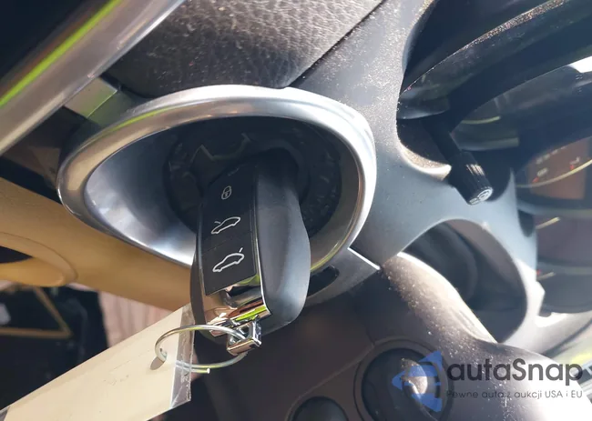 WP1AA2A29HKA89014: 39447704