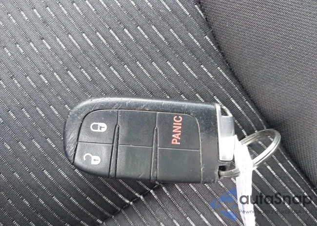 3C4PDCGB0HT516790: 39451628