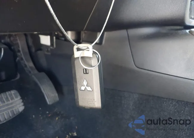 JA4AD3A33KZ046501: 39457335