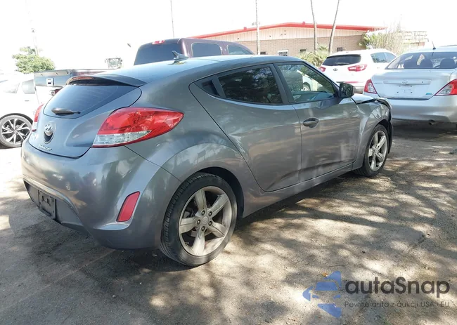 KMHTC6AD6DU125295: 39457857