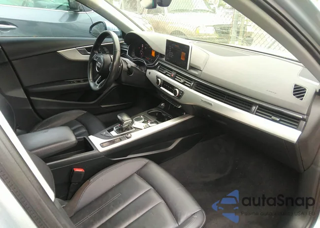 WAUENAF40JA110529: 39462636