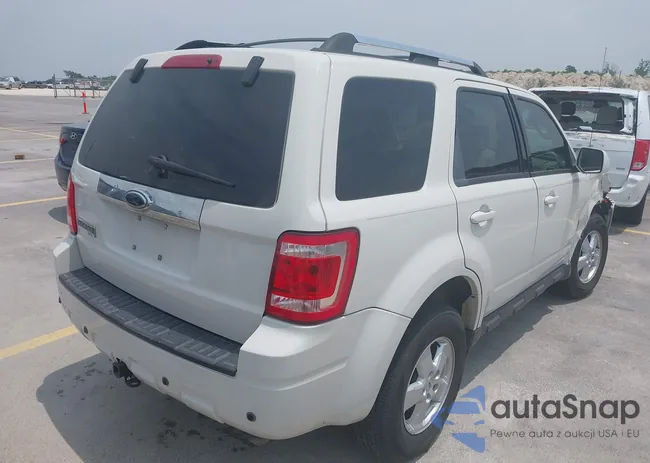 1FMCU04G39KA93716: 39465759