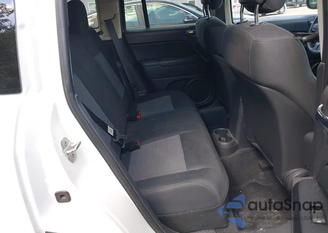 1C4NJDBBXCD588303: 39471120