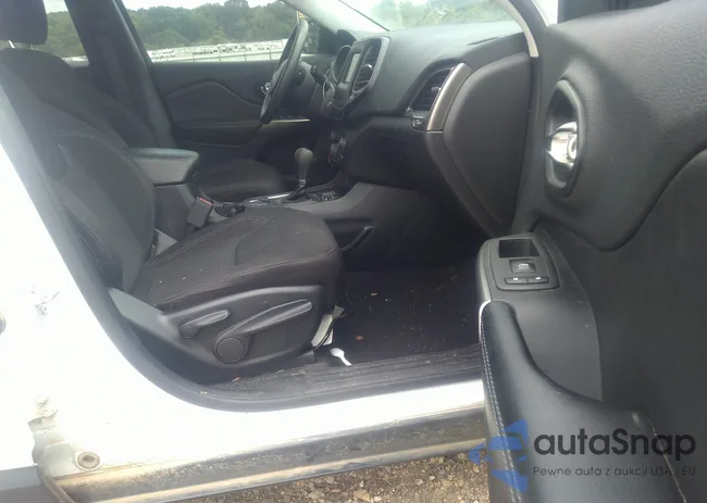 1C4PJLCB5LD611066: 39479879