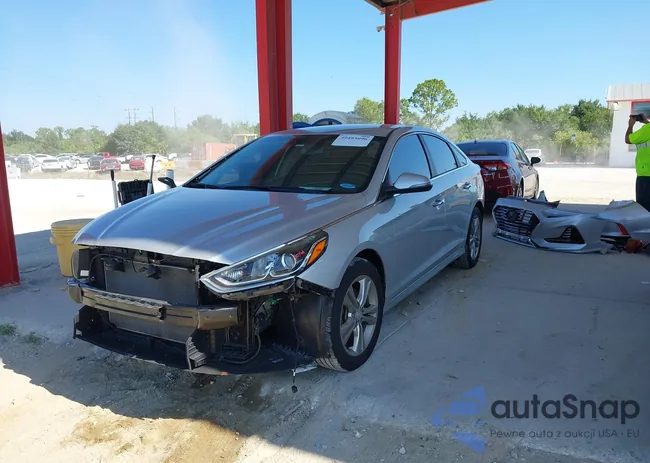 5NPE34AF7JH599121: 39495096