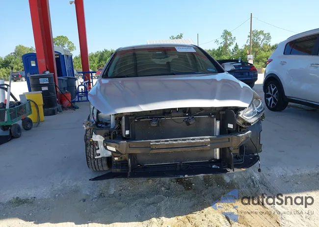 5NPE34AF7JH599121: 39495096