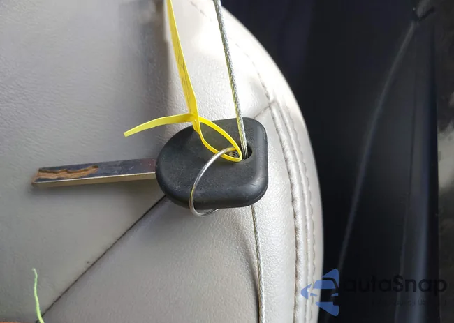 1G4PP5SK5E4227928: 39496762