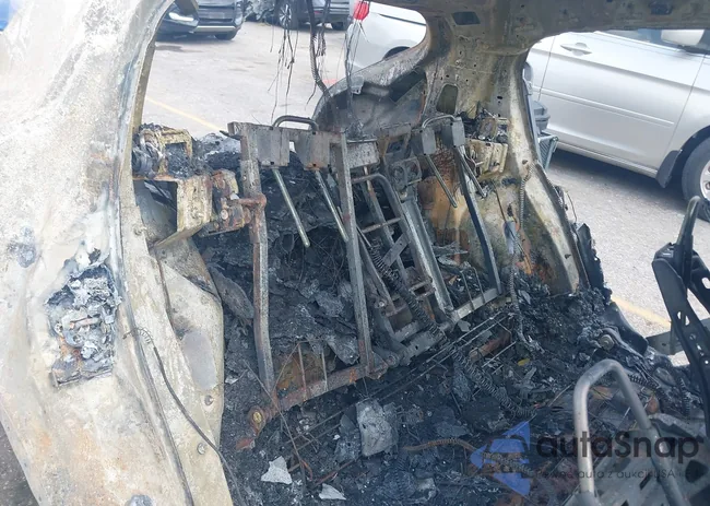 ZASFAKAN2J7B85844: 39500511