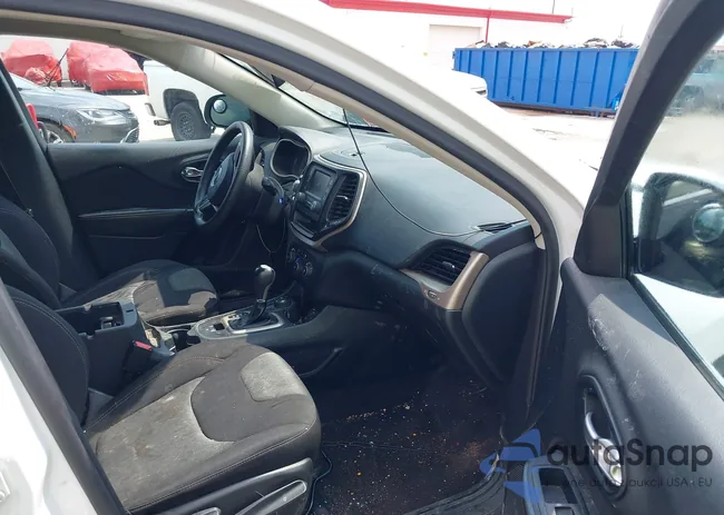 1C4PJMAS5GW215092: 39502121