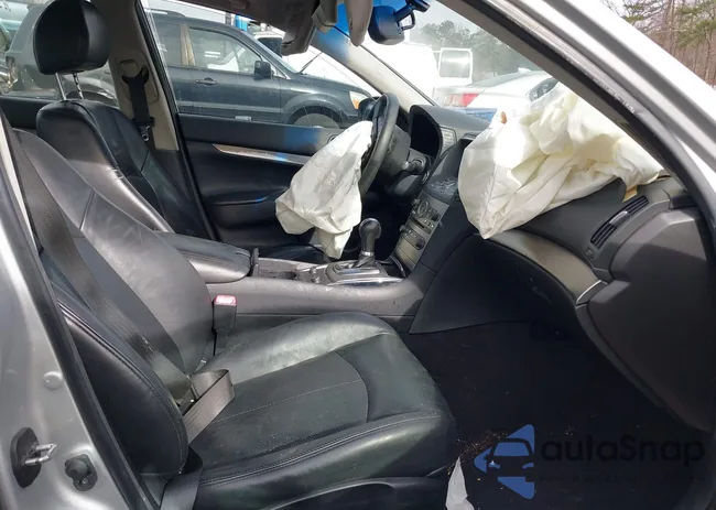 JN1CV6AP4CM936815: 38519572