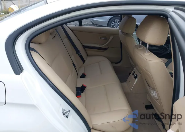 WBAVA33527KX77996: 38534614