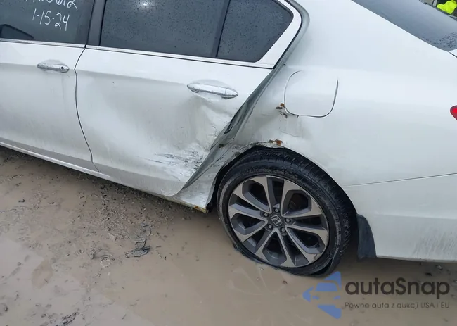 1HGCR2F5XDA275765: 38543383