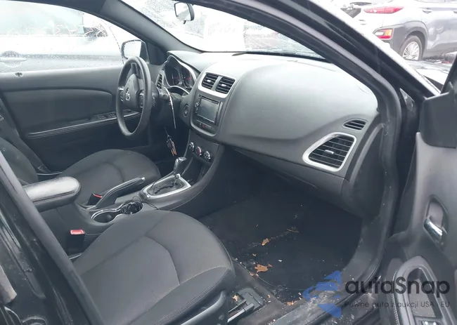 1C3CDZAB5CN276725: 38543790