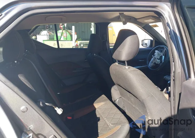 3N1CP5DV5LL540322: 38552230