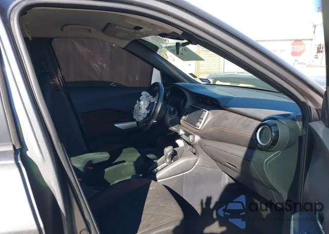 3N1CP5DV5LL540322: 38552230