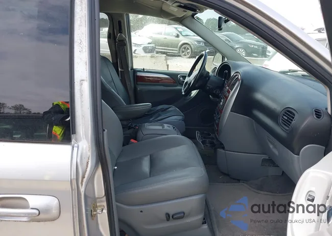 2C8GP64L75R478980: 38554883