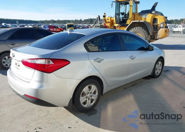 KNAFK4A6XG5492125: 38558736