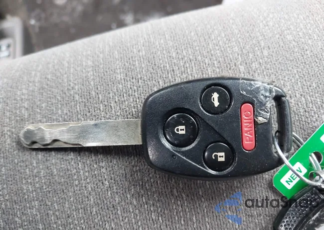 1HGCP2F34AA115543: 38557952