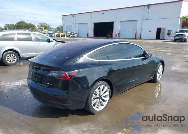 5YJ3E1EB8JF170768: 38559440