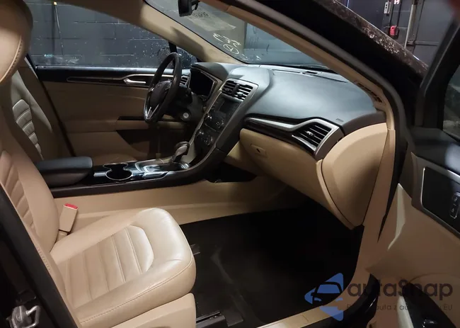 3FA6P0LU9FR166486: 38563174