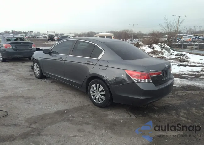 1HGCP2F37CA027492: 38564462