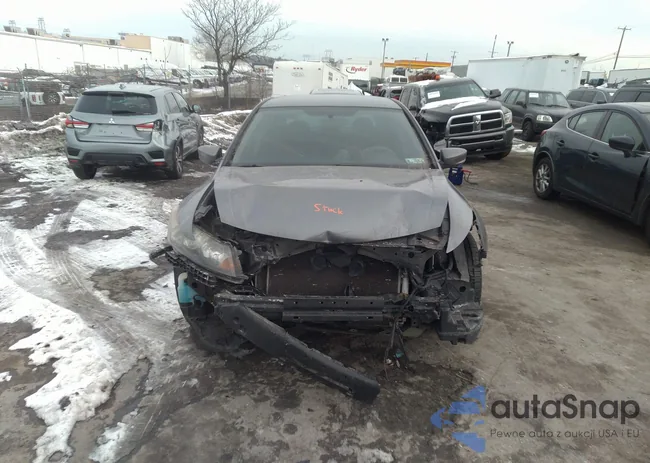 1HGCP2F37CA027492: 38564462