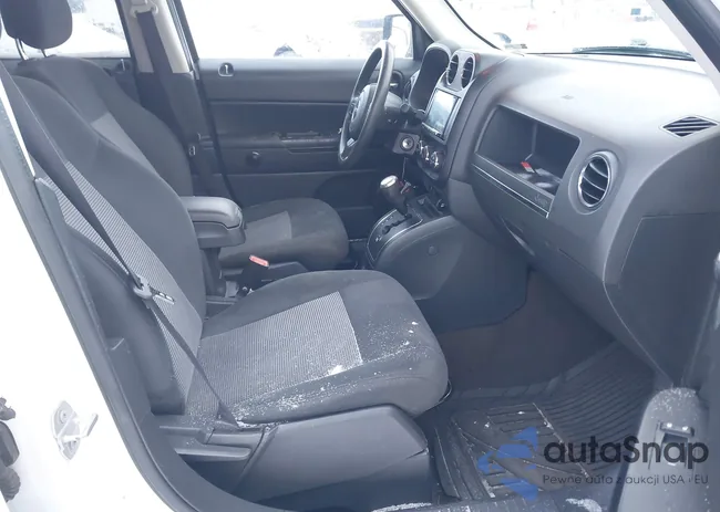 1C4NJRBB5FD438858: 38565663