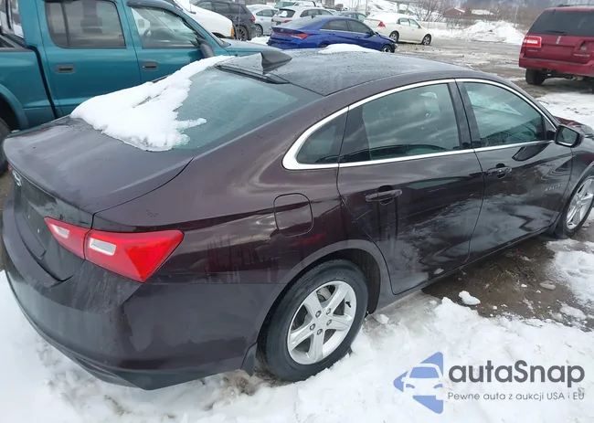 1G1ZB5ST3LF017763: 38568589