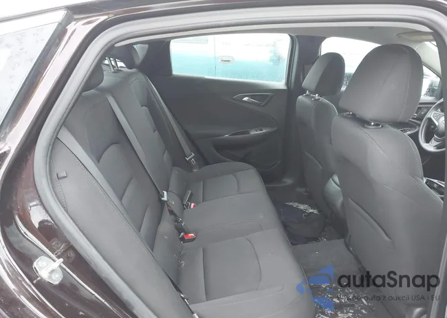 1G1ZB5ST3LF017763: 38568589