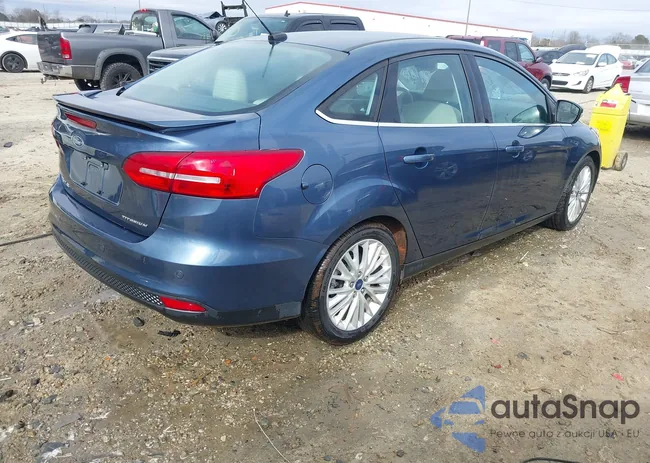 1FADP3J28JL251773: 38571195