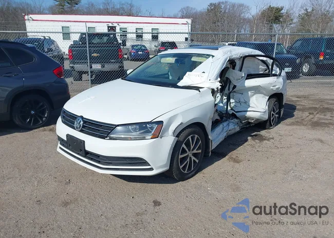 3VWDB7AJ7HM210497: 38571376