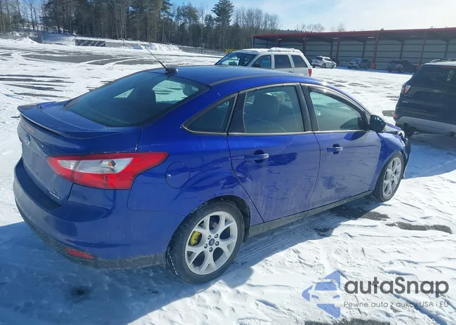 1FADP3F22DL326772: 38573178