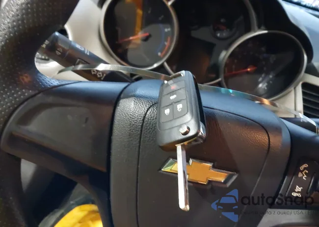 1G1PA5SH6E7356763: 38580328