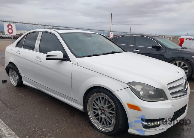 WDDGF4HB8DA825512: 38581063