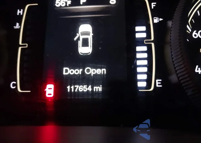 1C4PJLAB8HW666982: 38585706