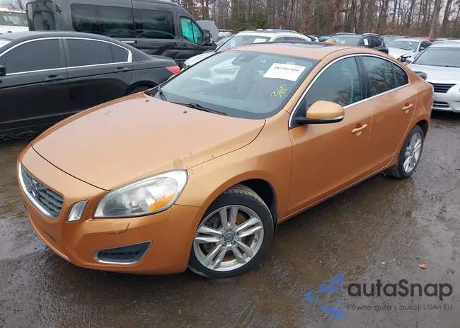 YV1622FS1C2113628: 38596300