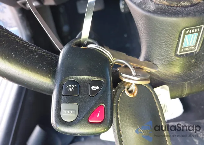 JM1NB353730300742: 38597717