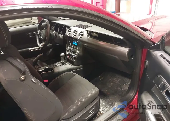 1FA6P8TH1H5272132: 38599043