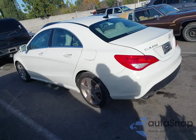 WDDSJ4EB4GN323042: 38604755