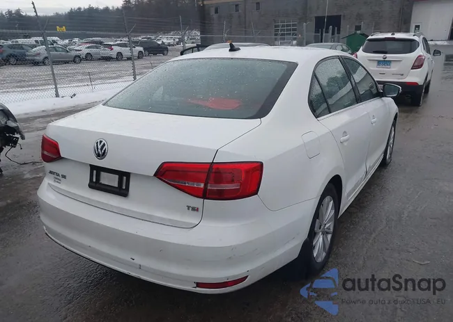 3VWD17AJ3FM323945: 38608155